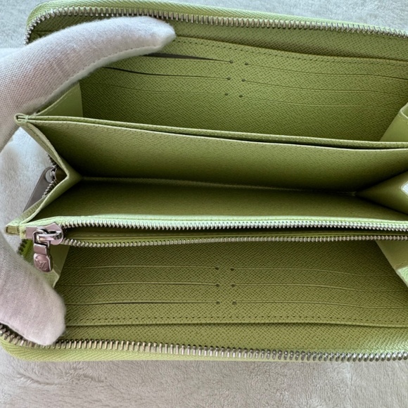 NEW Louis Vuitton Epi Zippy Wallet Vert Noto - M61863 🇯🇵 Japanese Exclusive - Picture 4 of 14